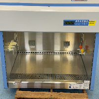 Thermo 1300 Series A2 4' BioSafety Cabinet image 2